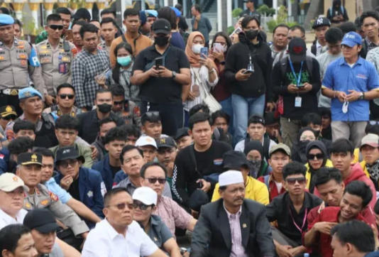 Aksi Mahasiswa di DPRD Bengkulu Berlangsung Damai, Kapolda Turun Dengarkan Aspirasi