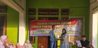 TOPAN-RI Tebar Kepedulian dengan Membagikan Sembako kepada Masyarakat Membutuhkan