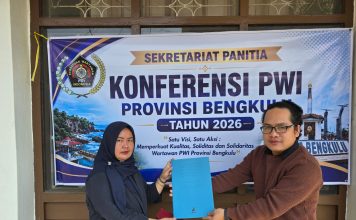 Wibowo Susilo Ambil Formulir Bakal Calon Ketua PWI Bengkulu, Usung Penguatan Organisasi