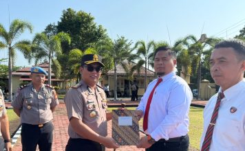 Personel Polres dan Polsek Mukomuko Raih Reward atas Pengungkapan Kasus Pembunuhan